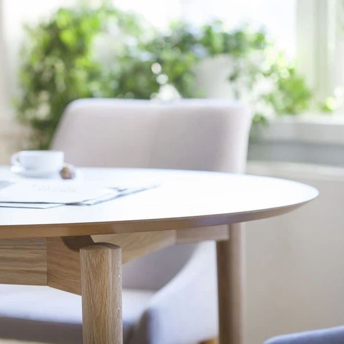 Barbaros pietų stalas (ąžuolas/baltas) Barbaros pietų stalas (ąžuolas/baltas)